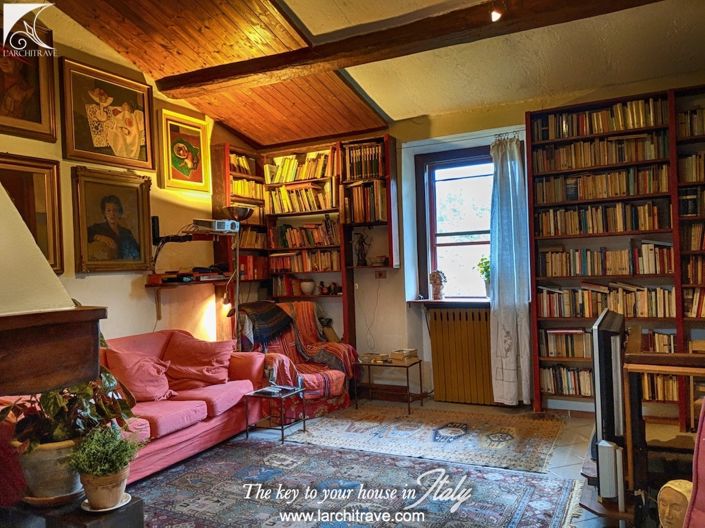 Image No.9-3 Bed House for sale