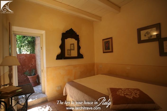 Image No.15-2 Bed House for sale