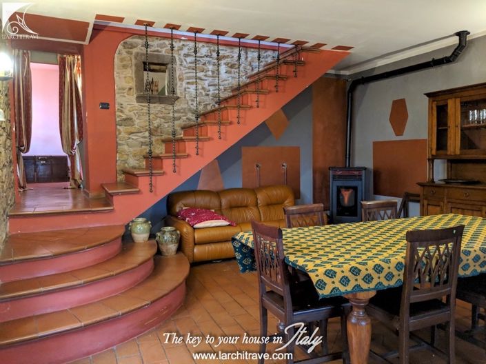Image No.5-4 Bed House for sale