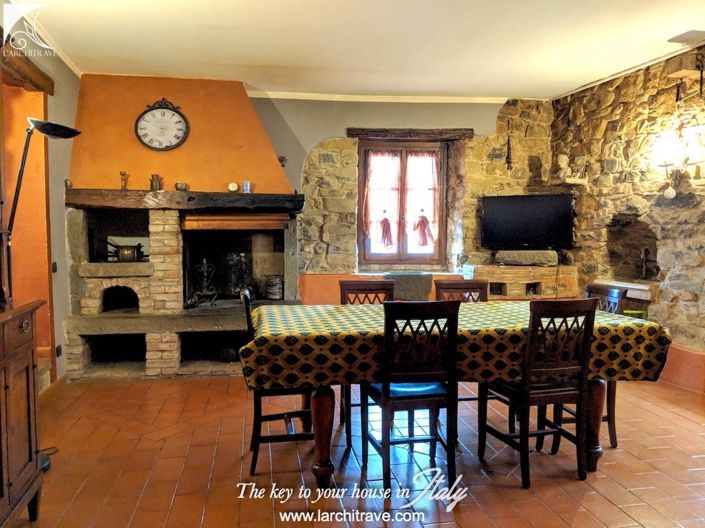 Image No.6-4 Bed House for sale