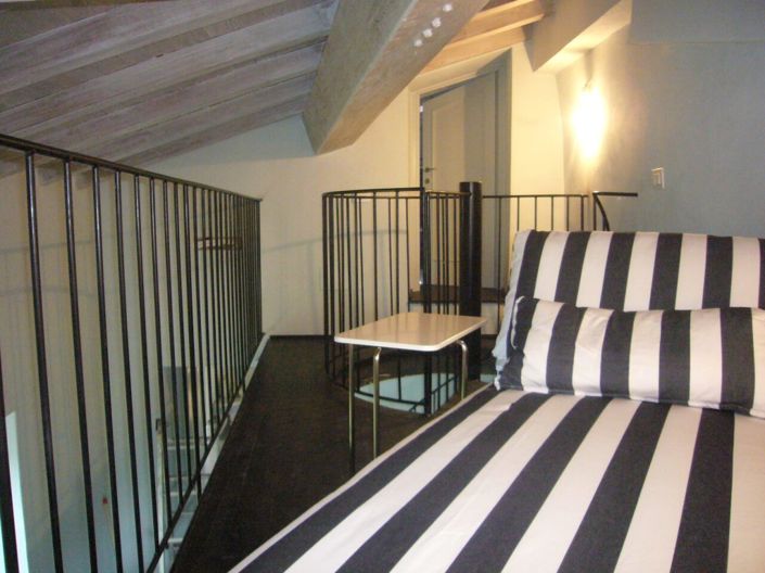 Image No.16-2 Bed House for sale