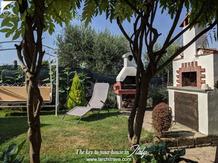 Image No.17-3 Bed House for sale