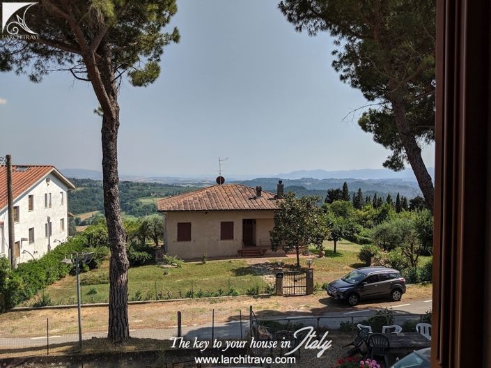 Image No.18-3 Bed House for sale