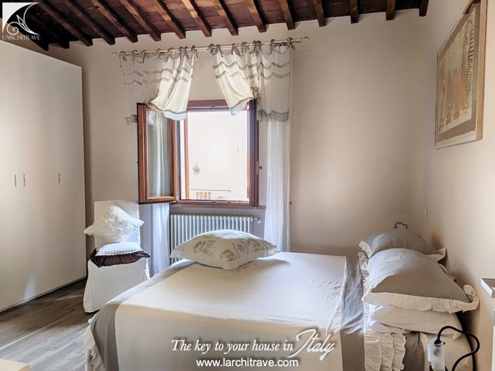 Image No.9-3 Bed House for sale