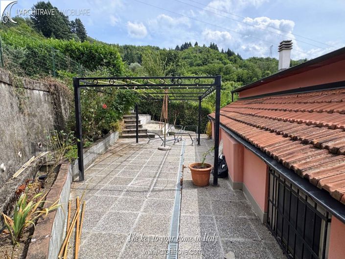 Image No.2-Maison de 2 chambres à vendre à Casola in Lunigiana