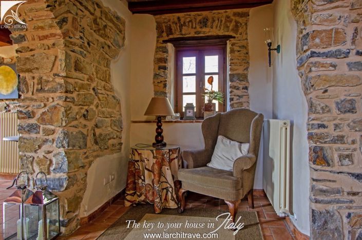 Image No.11-4 Bed House for sale