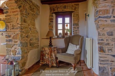 VILLA DEL PERGOLO 68.jpg