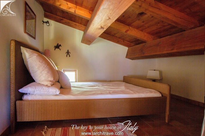 Image No.22-4 Bed House for sale