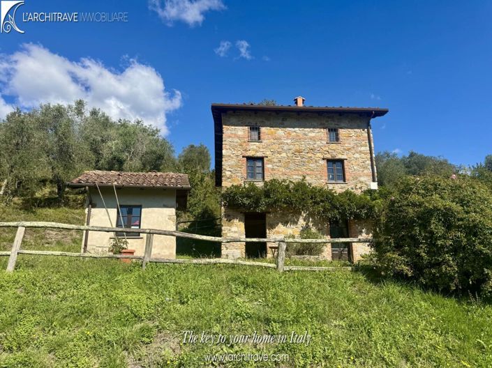 Image No.4-4 Bed House for sale