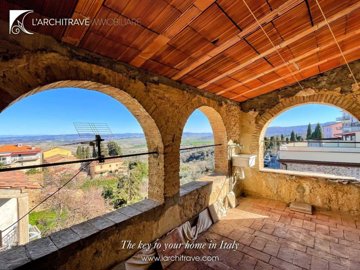 1 - Chianni, House