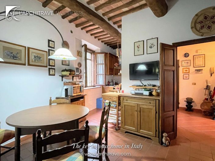 Image No.9-3 Bed House for sale