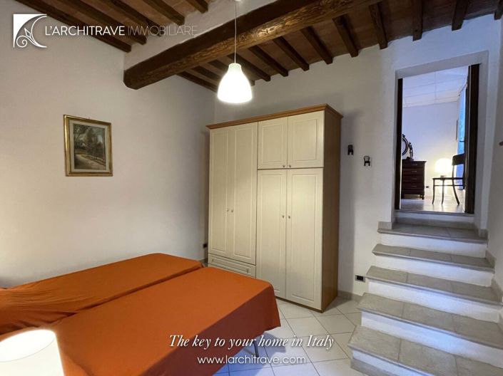 Image No.14-2 Bed House for sale
