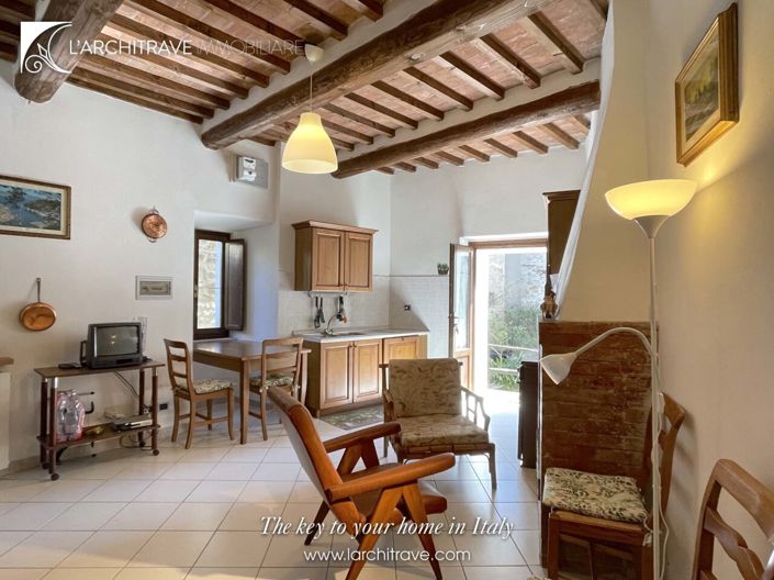 Image No.6-2 Bed House for sale