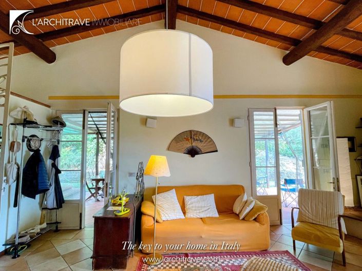 Image No.12-4 Bed House for sale