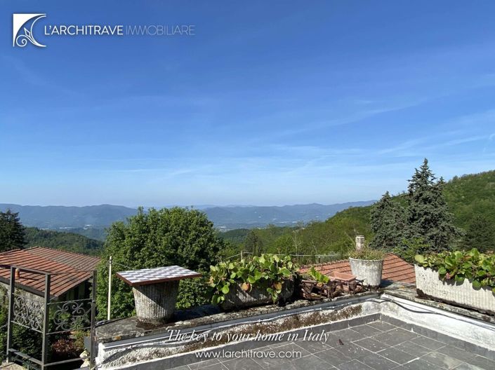 Image No.17-3 Bed House for sale