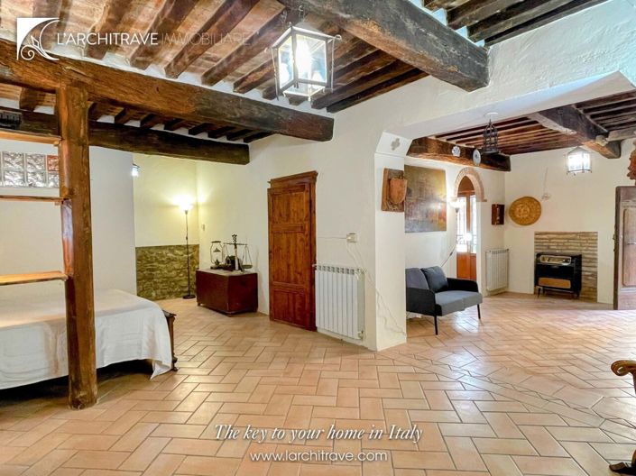 Image No.17-1 Bed House for sale