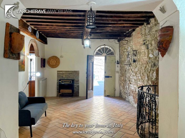 Image No.4-1 Bed House for sale