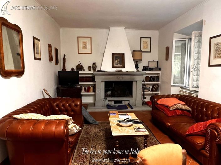 Image No.4-4 Bed House for sale