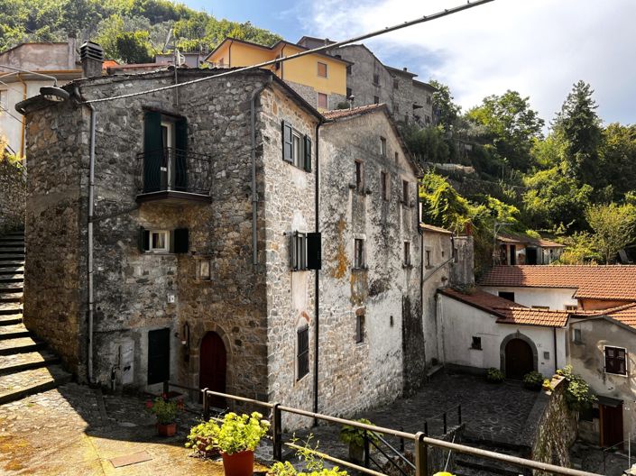 Image No.12-Maison de 2 chambres à vendre à Fivizzano