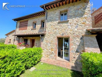 1 - Chianni, House