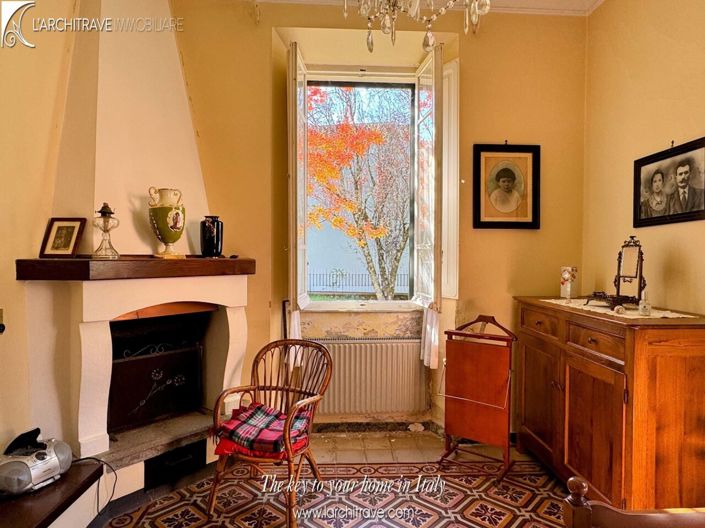 Image No.4-4 Bed House for sale