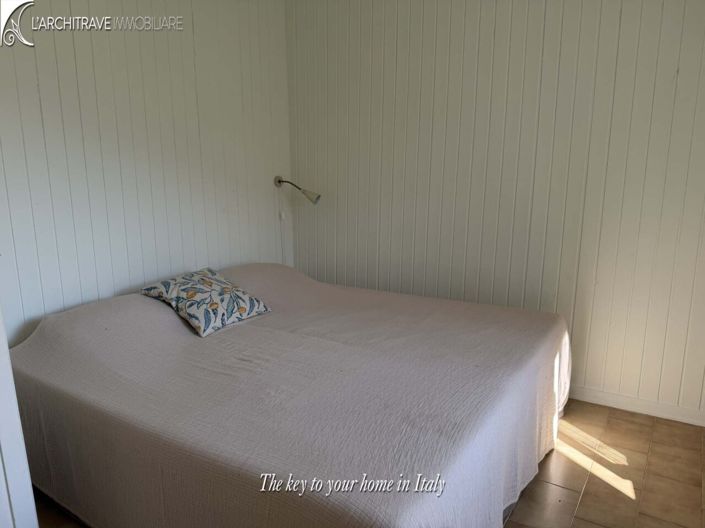 Image No.10-4 Bed House for sale