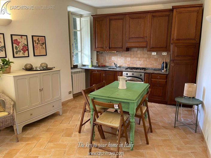 Image No.12-4 Bed House for sale