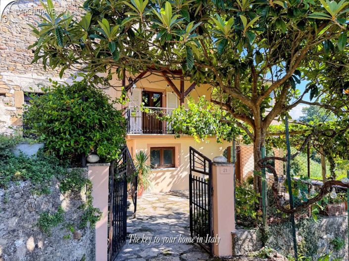 Image No.14-4 Bed House for sale