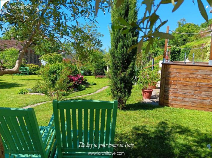 Image No.18-7 Bed House for sale