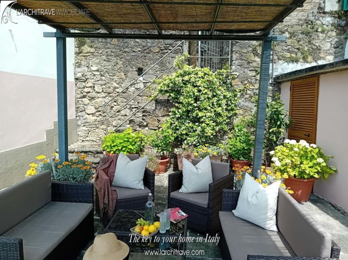 Image No.23-7 Bed House for sale