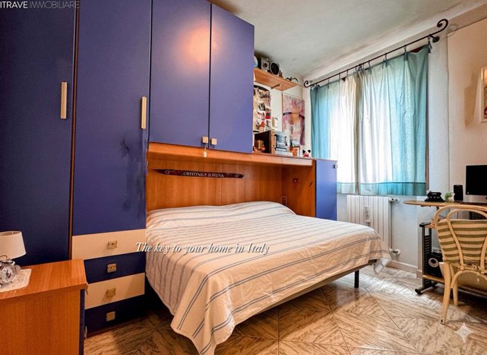 Image No.15-2 Bed House for sale