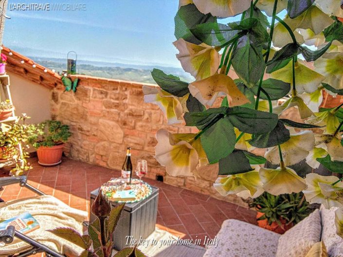 Image No.19-2 Bed House for sale