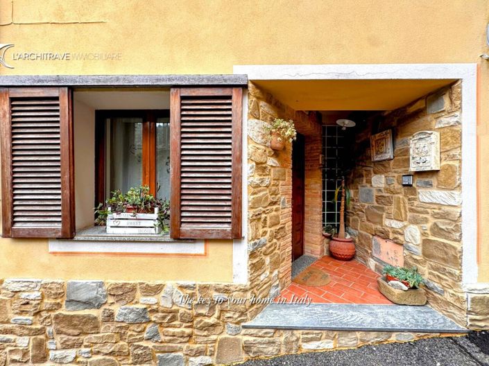 Image No.21-2 Bed House for sale