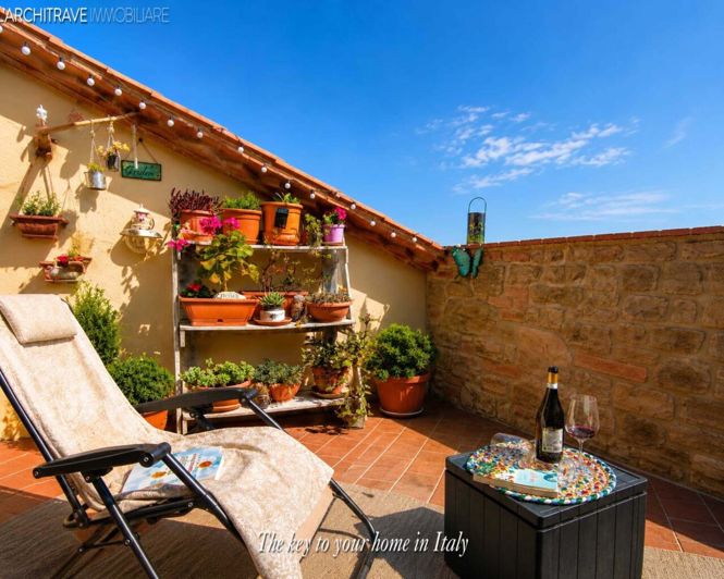Image No.23-2 Bed House for sale