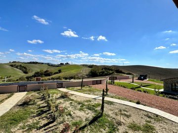 CASALE COLLINE NUOVE  (52).JPG