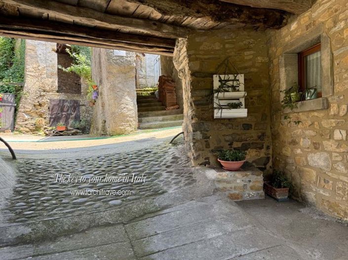 Image No.13-Maison de 2 chambres à vendre à Licciana Nardi
