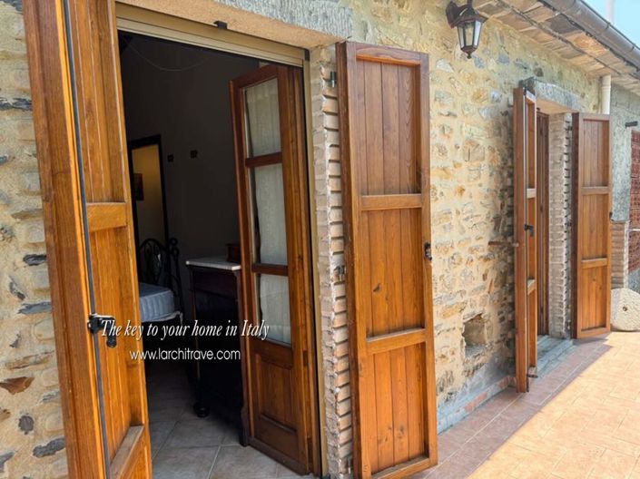 Image No.2-Maison de 2 chambres à vendre à Licciana Nardi