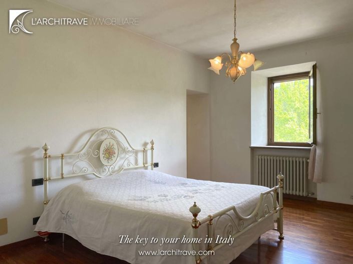 Image No.23-3 Bed House for sale