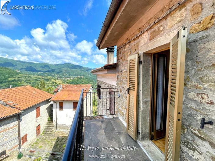 Image No.2-Maison de 2 chambres à vendre à Casola in Lunigiana