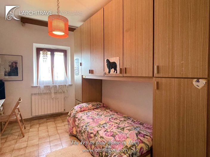 Image No.16-3 Bed House for sale