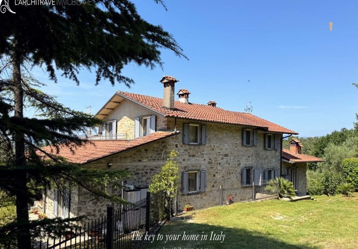 Image No.21-5 Bed House for sale