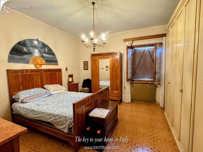 Image No.9-2 Bed House for sale