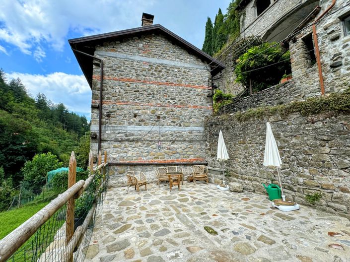 Image No.6-3 Bed House for sale