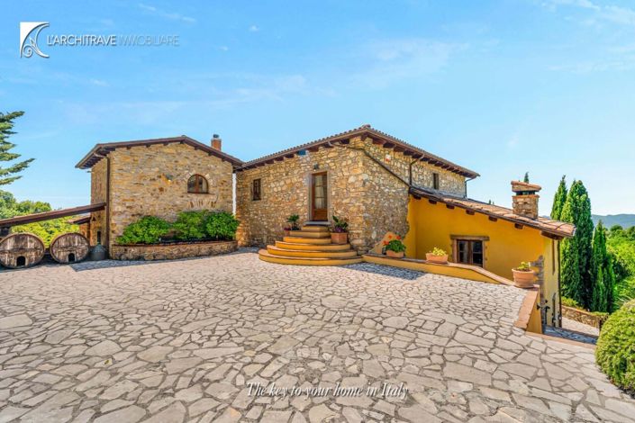 Image No.23-6 Bed House for sale