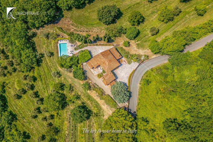 Image No.25-6 Bed House for sale