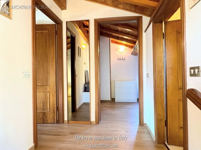 Image No.15-2 Bed House for sale