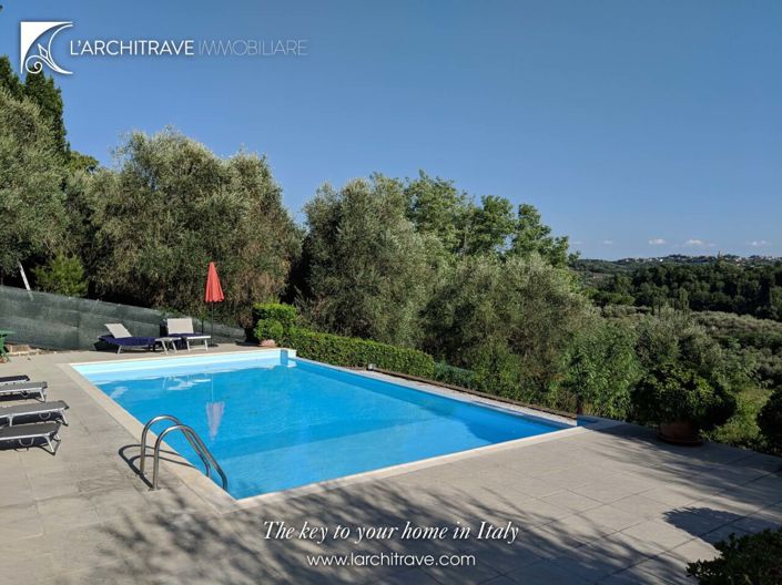 Image No.15-2 Bed House for sale