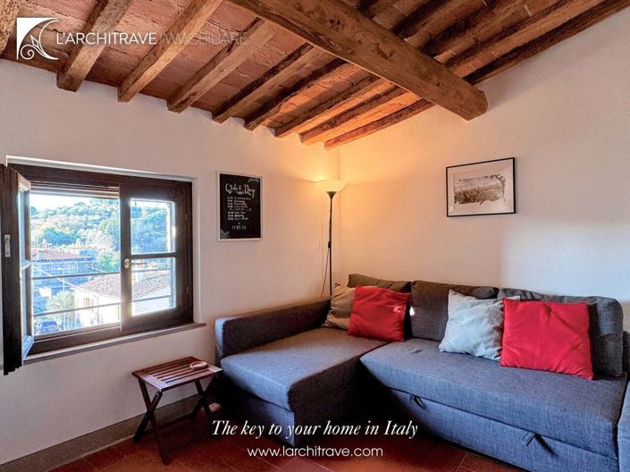 Image No.8-2 Bed House for sale