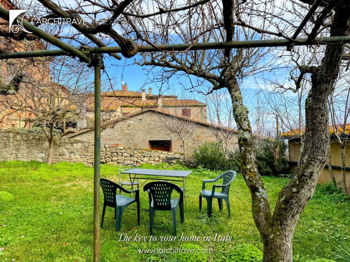 Image No.3-2 Bed House for sale