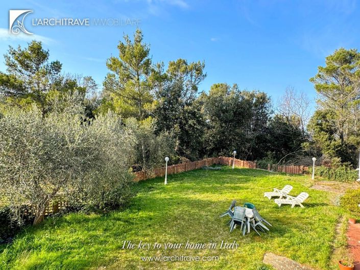 Image No.15-6 Bed House for sale